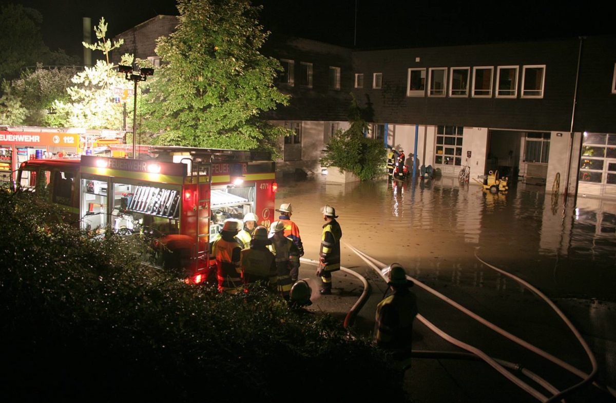 Feuerwehreinsatz bei Hochwasser
